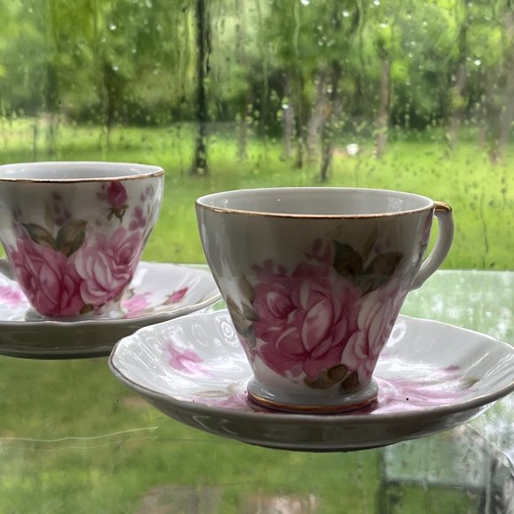 Porcelain Tea Set - Picture 8 of 9